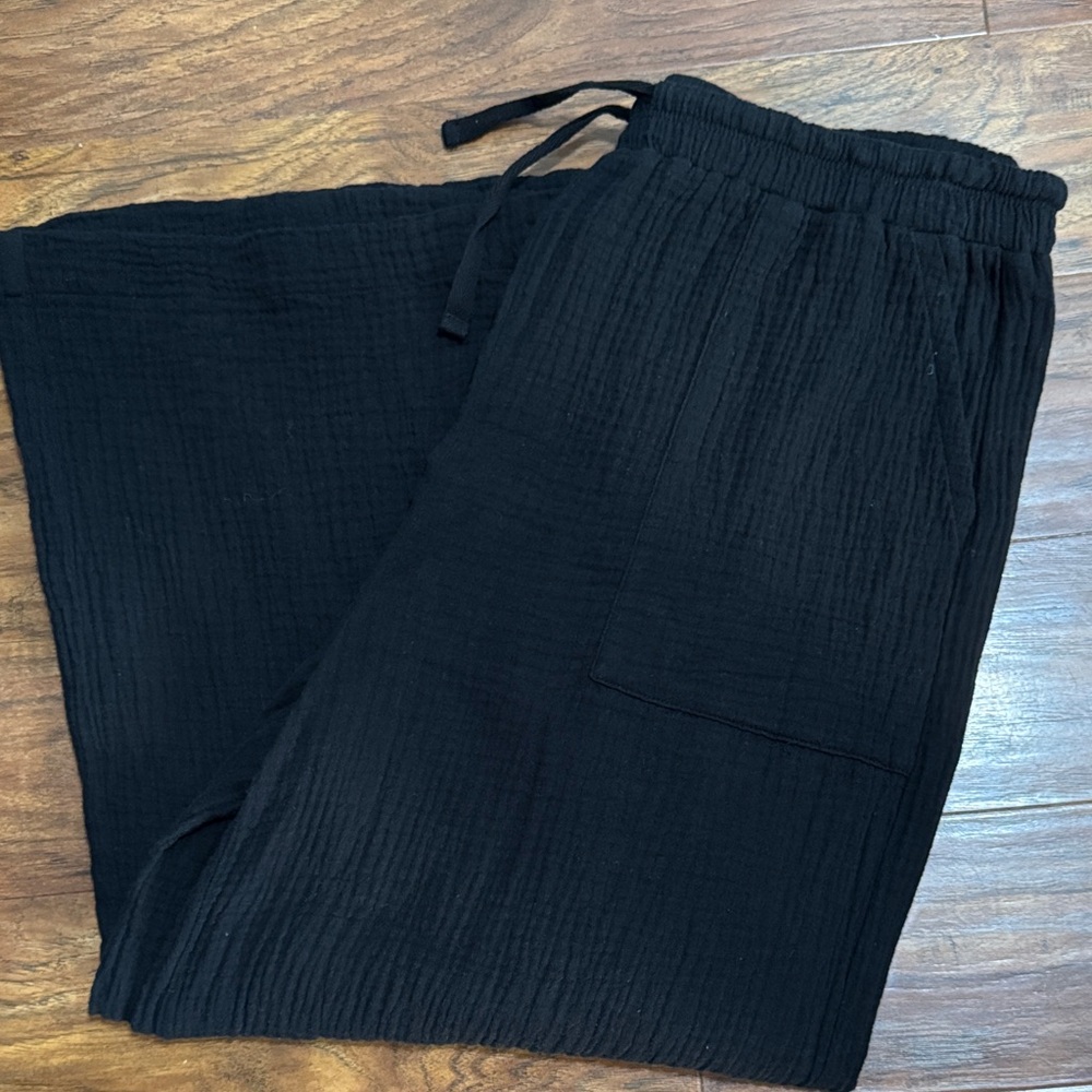 Tahari NWOT White Wide Leg Pants